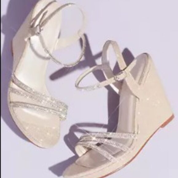 New in box size 8 wedding wedges - Picture 1 of 5